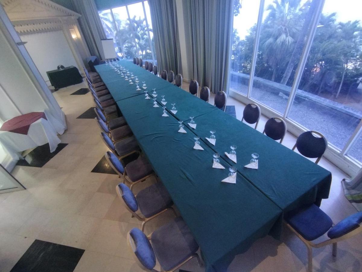 Hotel La Bateliere Schoelcher Bagian luar foto