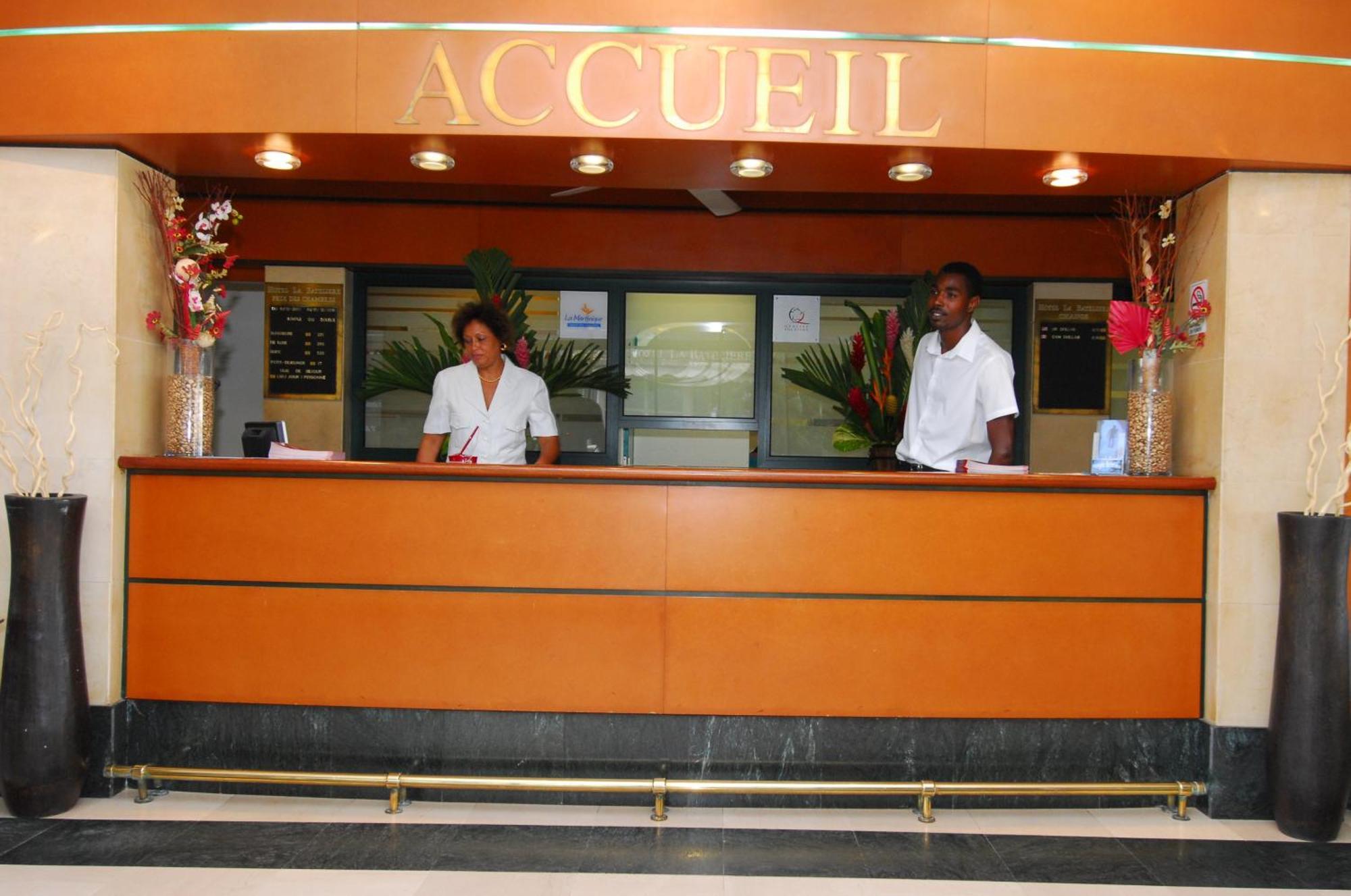 Hotel La Bateliere Schoelcher Bagian luar foto