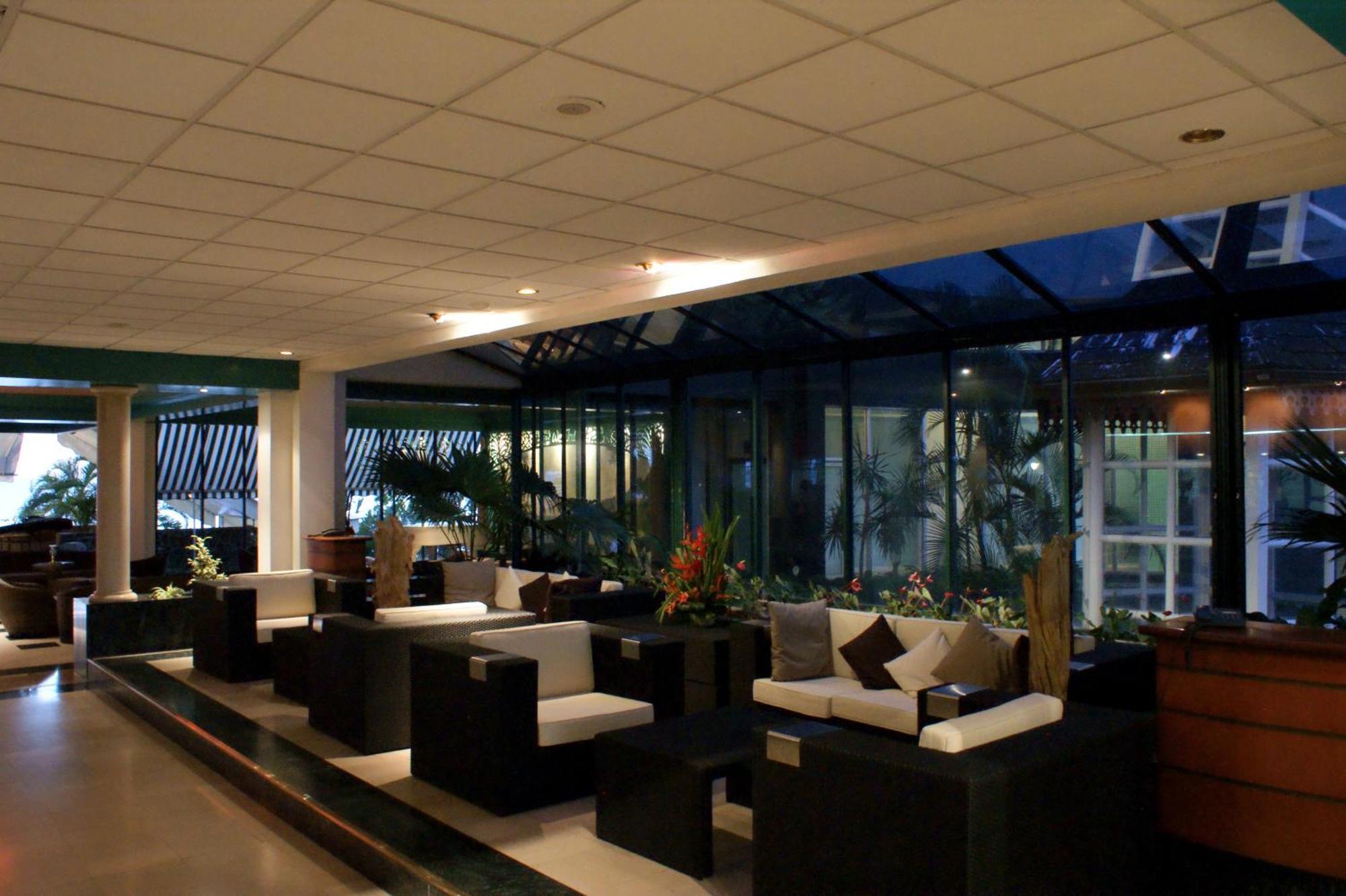 Hotel La Bateliere Schoelcher Bagian luar foto