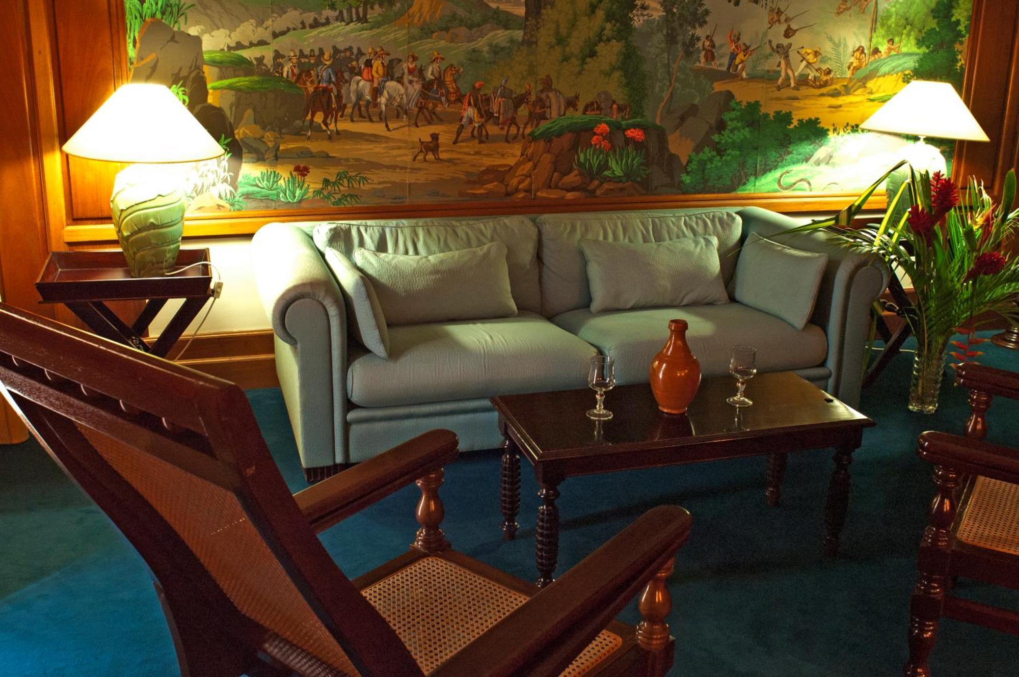 Hotel La Bateliere Schoelcher Bagian luar foto