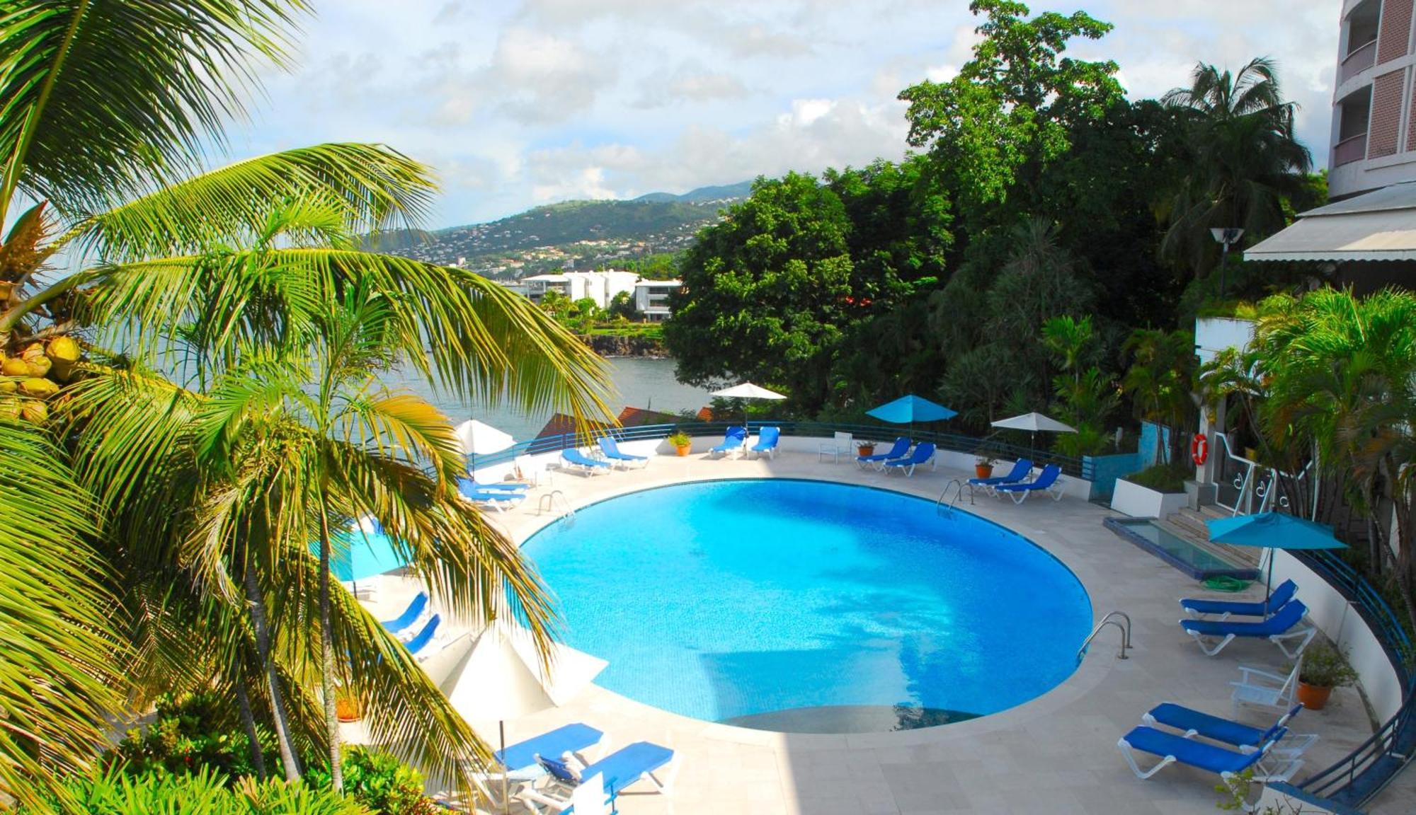 Hotel La Bateliere Schoelcher Bagian luar foto