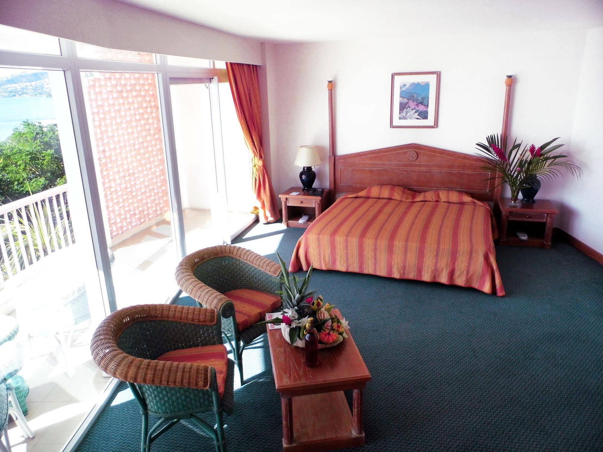 Hotel La Bateliere Schoelcher Bagian luar foto