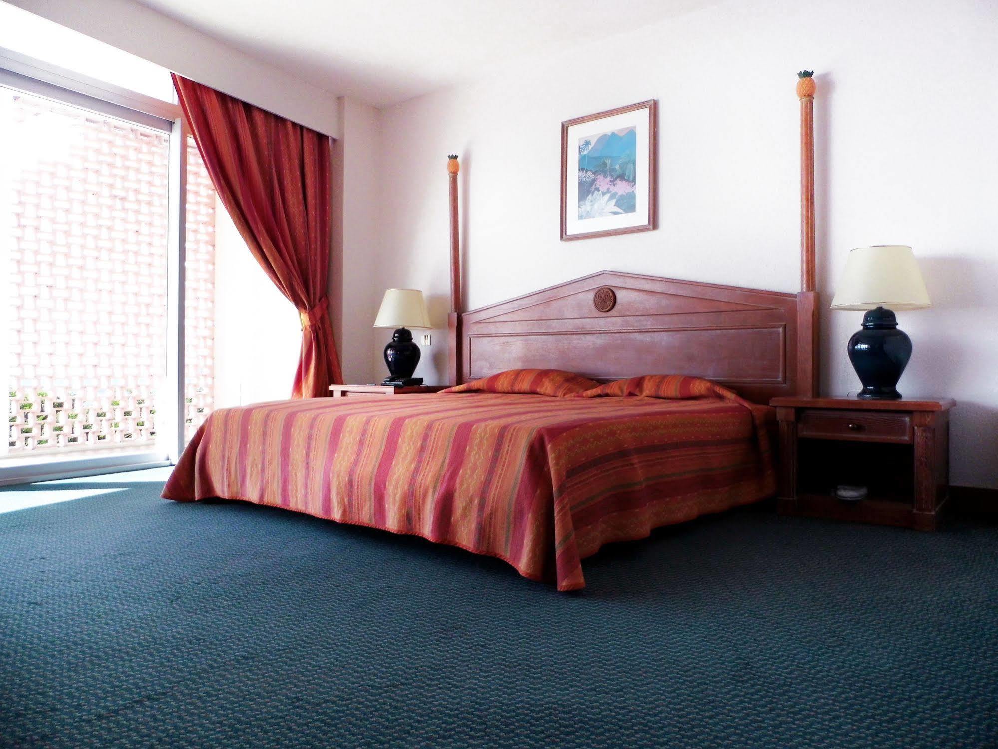 Hotel La Bateliere Schoelcher Bagian luar foto