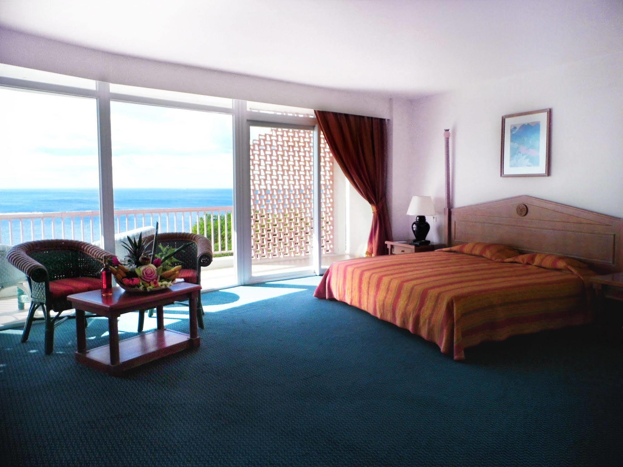 Hotel La Bateliere Schoelcher Bagian luar foto